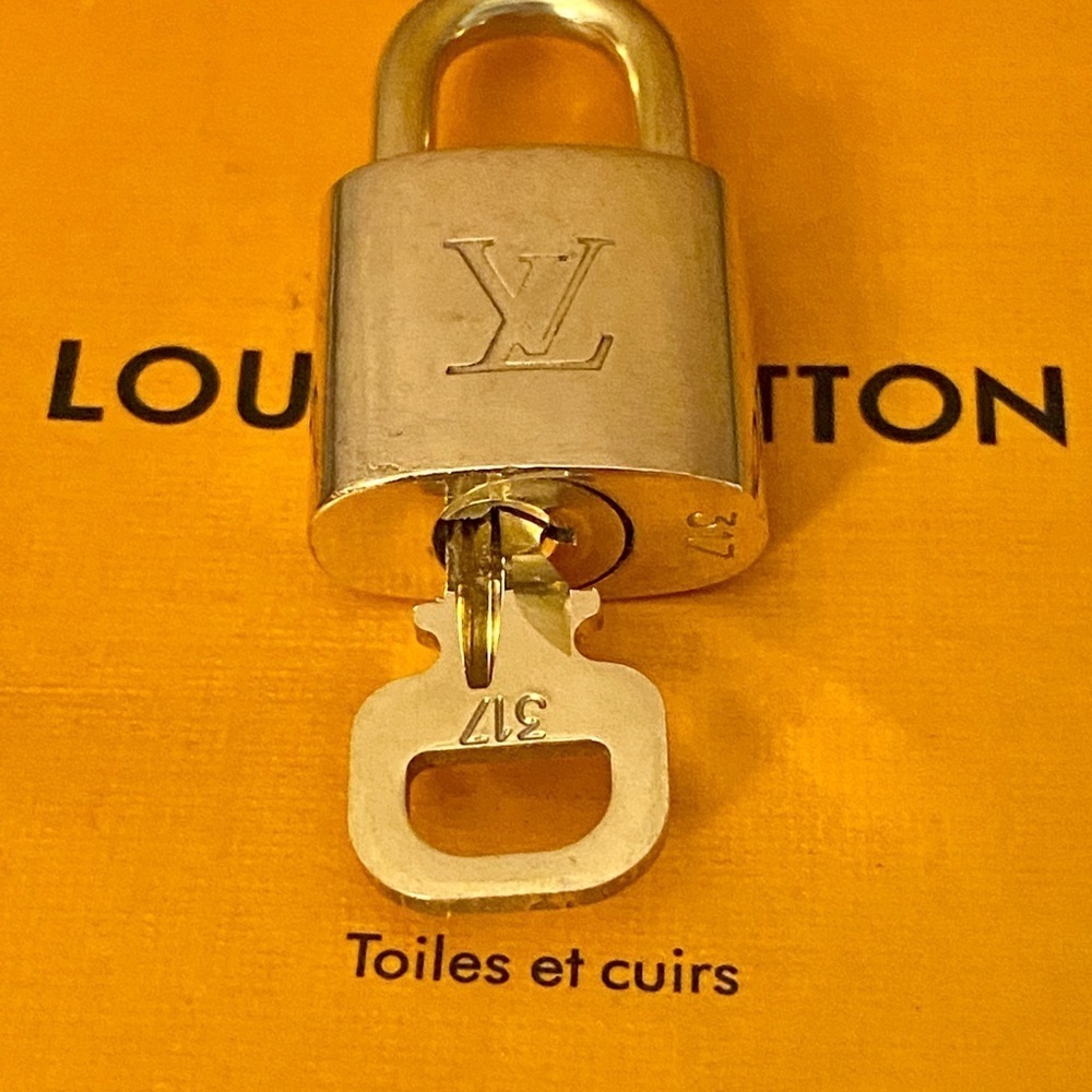 Authentic Louis Vuitton Brass Padlock & Key Set #317 - Picture 3 of 4